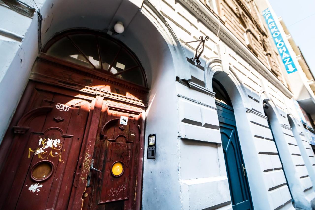 Cosy Studios In The Heart Of The City Budapeste Exterior foto