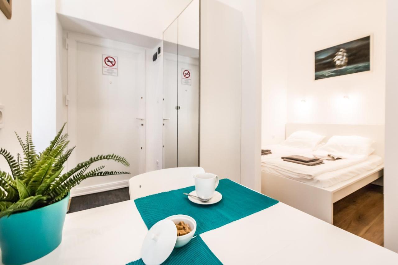 Cosy Studios In The Heart Of The City Budapeste Exterior foto