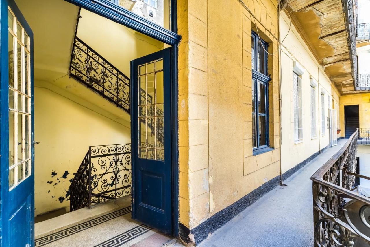 Cosy Studios In The Heart Of The City Budapeste Exterior foto