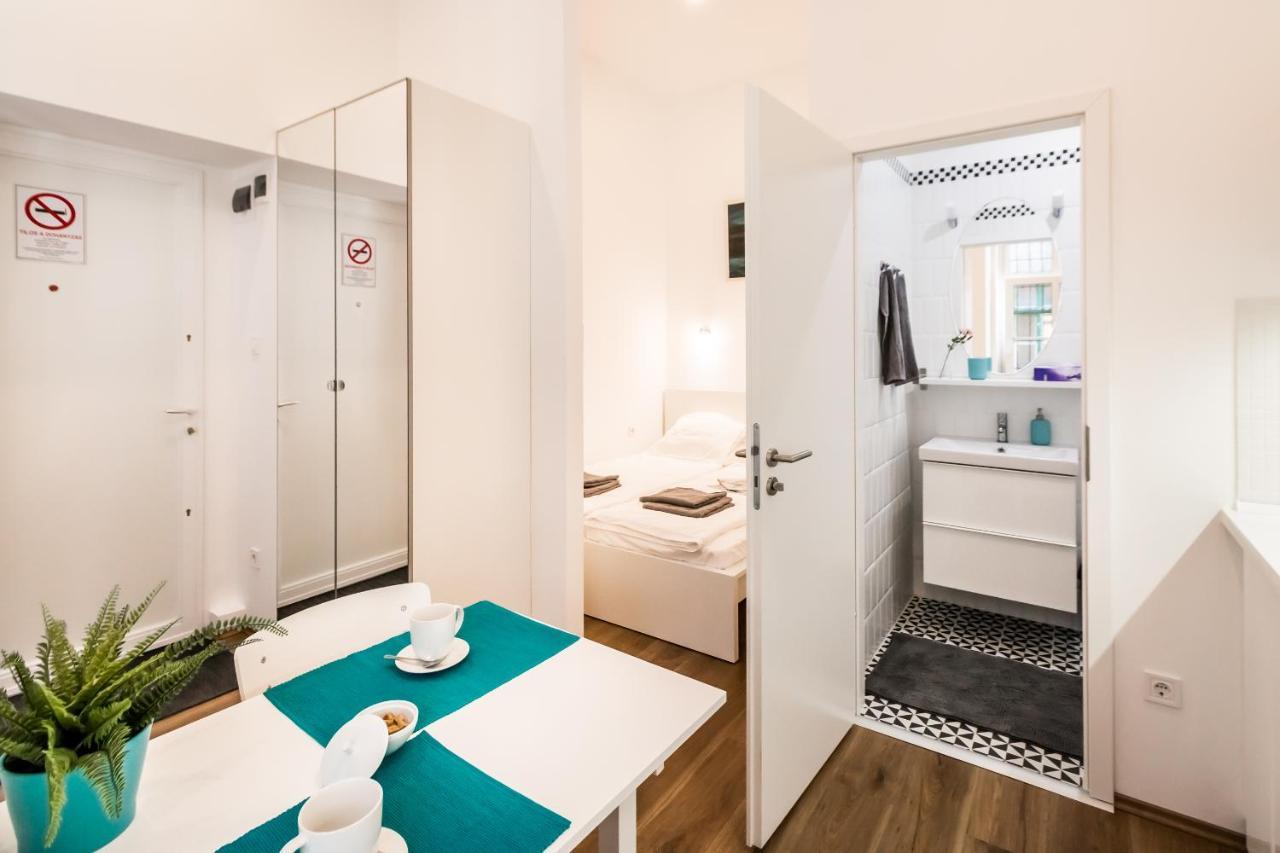 Cosy Studios In The Heart Of The City Budapeste Exterior foto